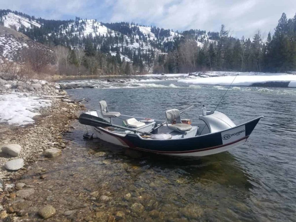 Float-Boat-Fly-Fishing-Montana