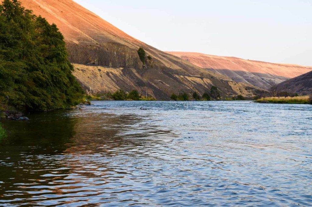 Deschutes River Closed